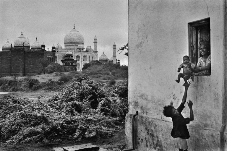 TAJ MAHAL – Raghu Rai Foundation