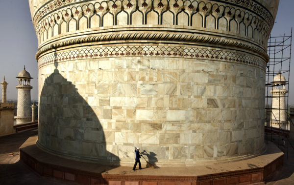 TAJ MAHAL – Raghu Rai Foundation